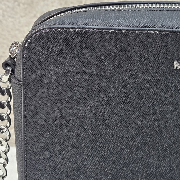 Michael Kors Jet Set Large East West Black Saffiano Leather Crossbody Handbag - Picture 6 of 12